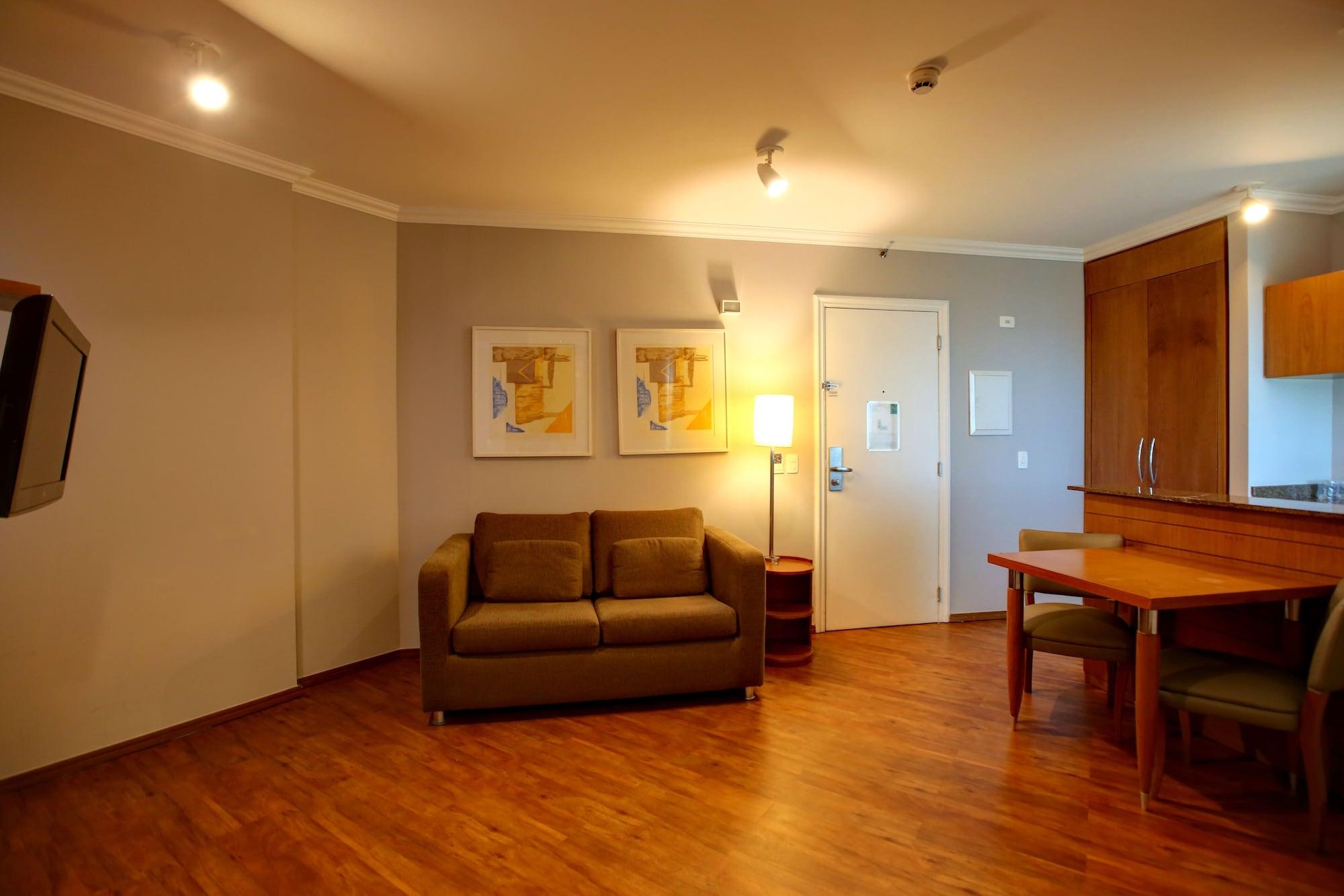 Roomo Bela Cintra Residencial Apartment